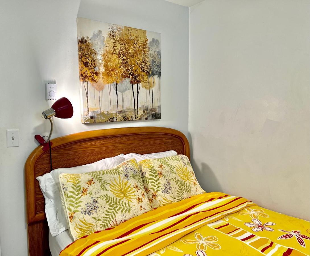 Micro Studio Apartment 10 Minutes Walk To University Of Washington Seattle Exterior foto